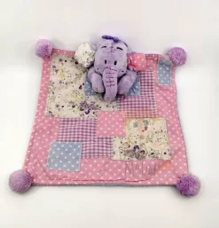 Disney - Efelant L'éléphant - Doudou Plat Violet Rose 25 Cm